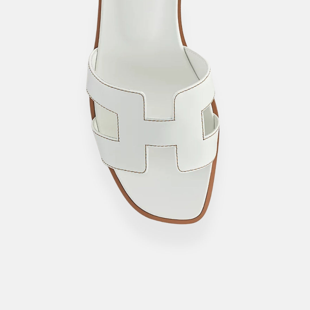 Daline | Durchbrochene flache Pantoletten