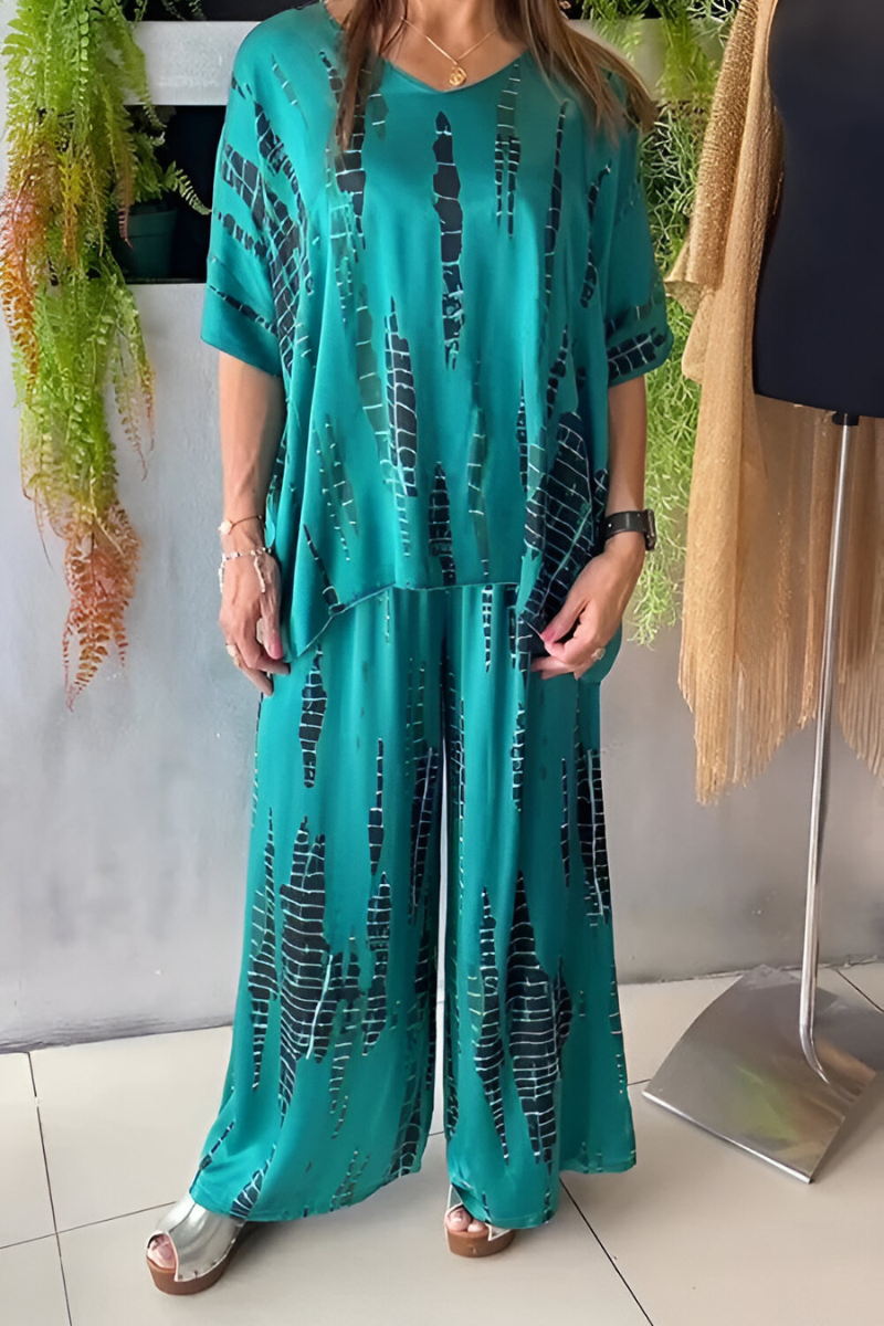 Clara | Lässiger Zweiteiler mit Rundhalsausschnitt