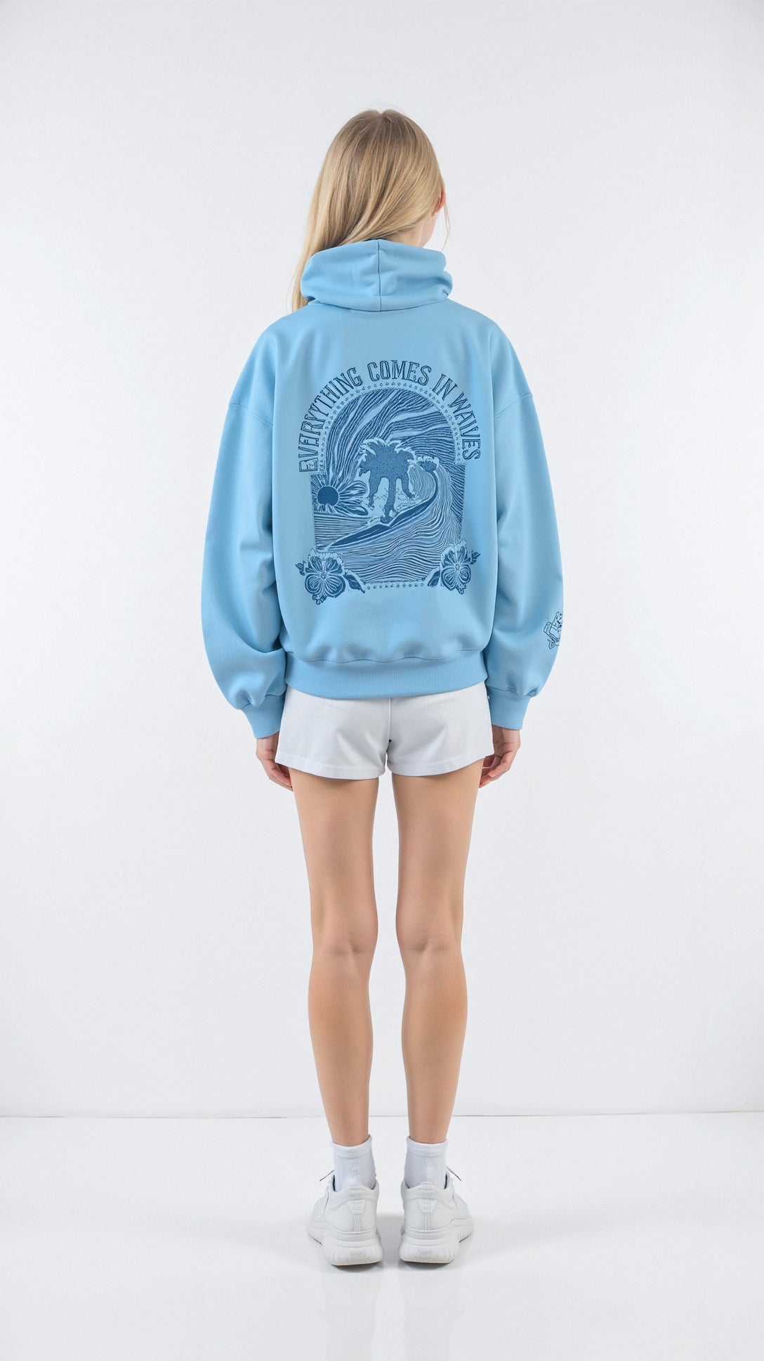 Avilda | Moderner bestickter Hoodie