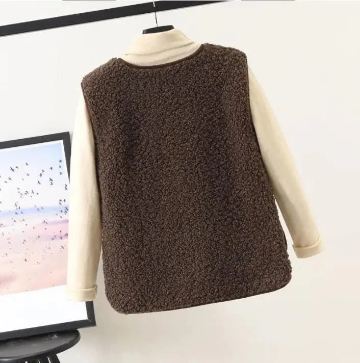 Brigunda | Weiche Plüschweste