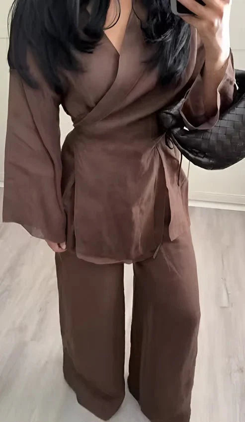 Selah | Elegantes zweiteiliges Wickeltop und Hose