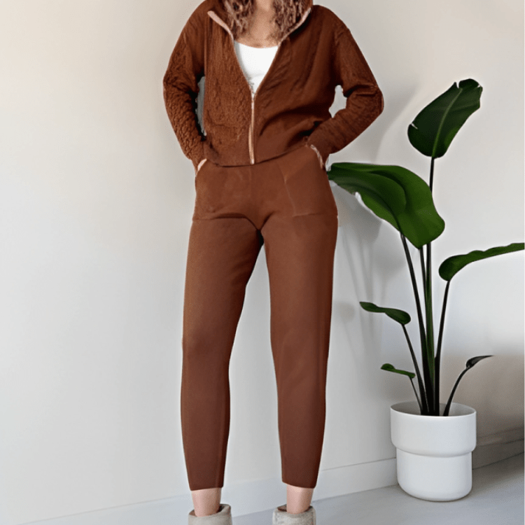 Selvia | Lockeres Set aus Strick-Hoodie und Loungehose