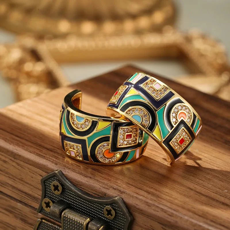 Zirella | Auffällige geometrische Tropfenohrringe