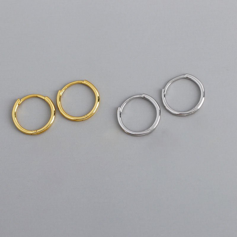 Elegante, zierliche Ohrringe