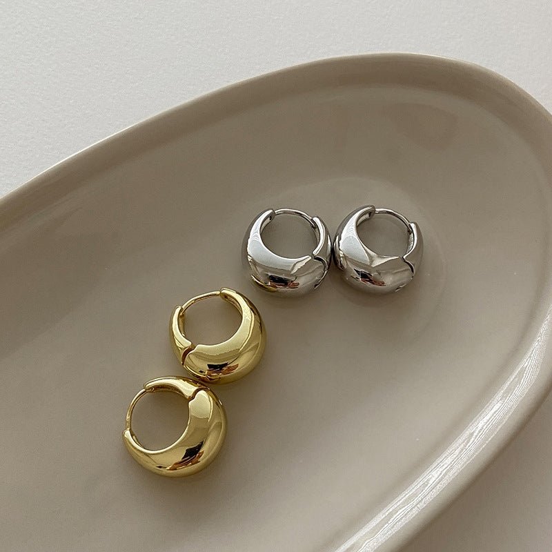 Zaniva | Kräftige Mond-Creolen