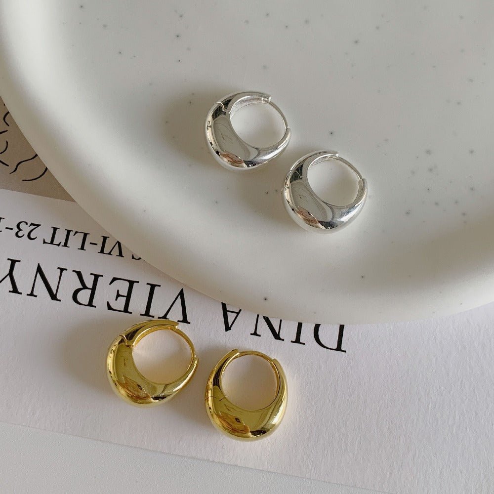 Zaniva | Kräftige Mond-Creolen