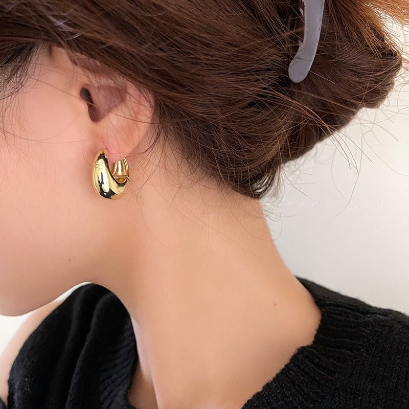 Zaniva | Kräftige Mond-Creolen